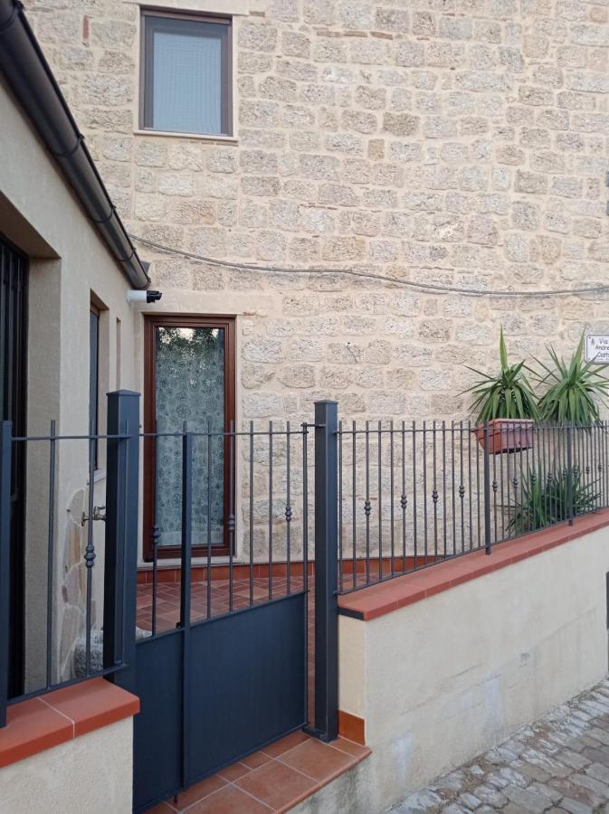 פטראליה סופראנה Casa Vacanze Borgo Gulini Da Anna מראה חיצוני תמונה