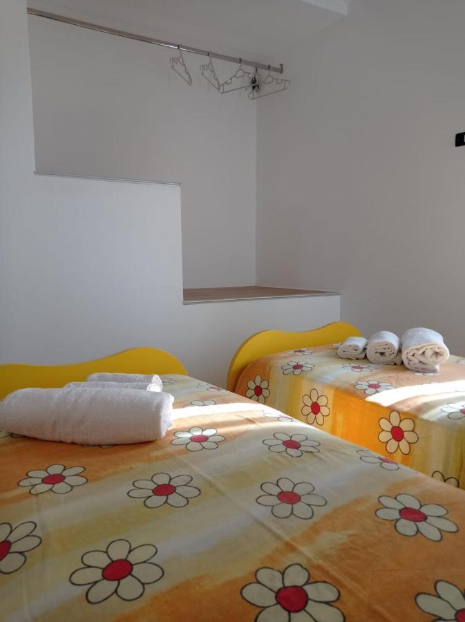 פטראליה סופראנה Casa Vacanze Borgo Gulini Da Anna מראה חיצוני תמונה