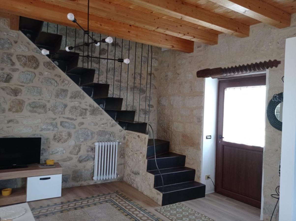 פטראליה סופראנה Casa Vacanze Borgo Gulini Da Anna מראה חיצוני תמונה